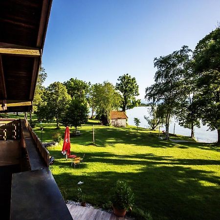 Ferienwohnungen Am Strandbad Chieming Bagian luar foto